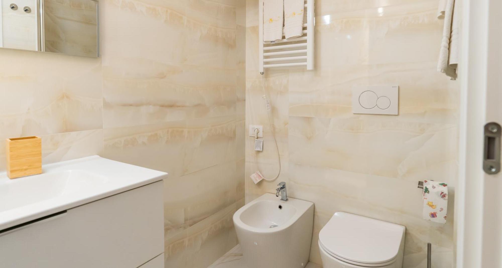 Palmanova Suites Милан Экстерьер фото