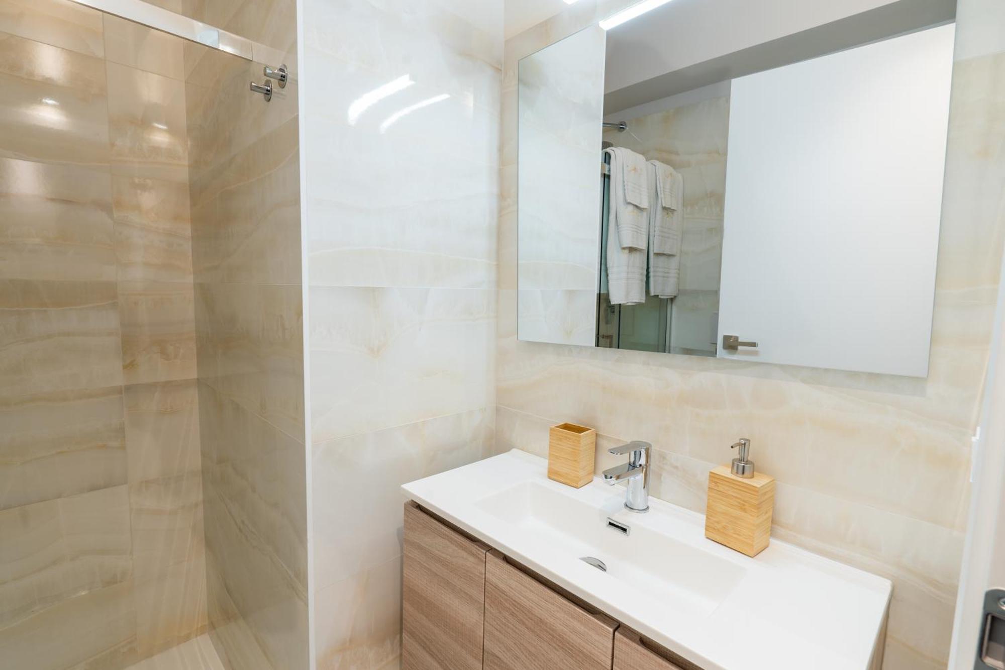 Palmanova Suites Милан Экстерьер фото