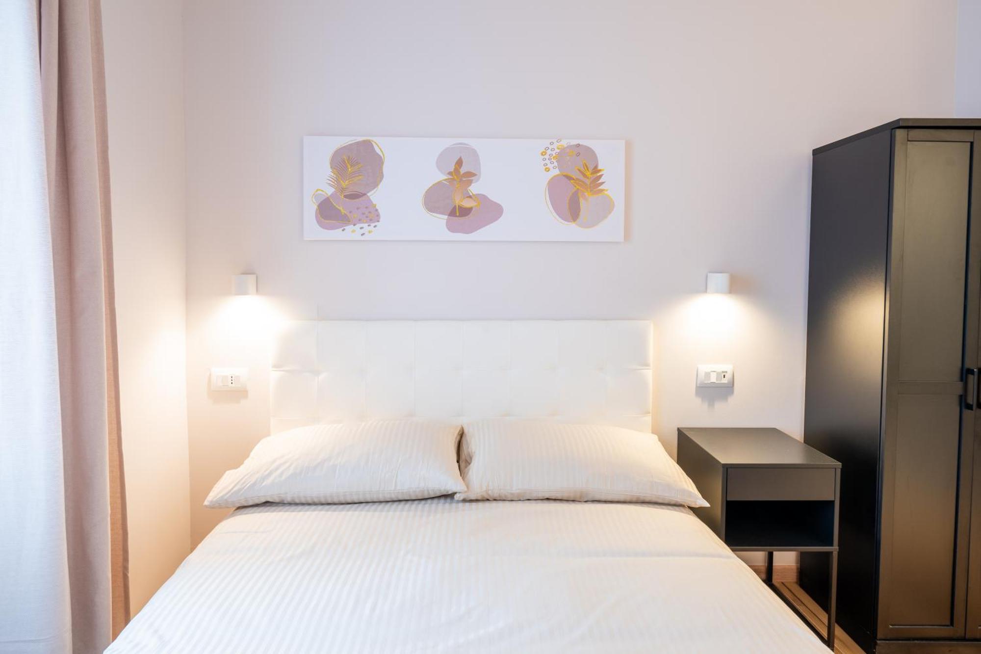 Palmanova Suites Милан Экстерьер фото